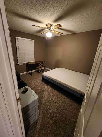 $650.00 / 1br - Dorm Style Rental64027272840067123