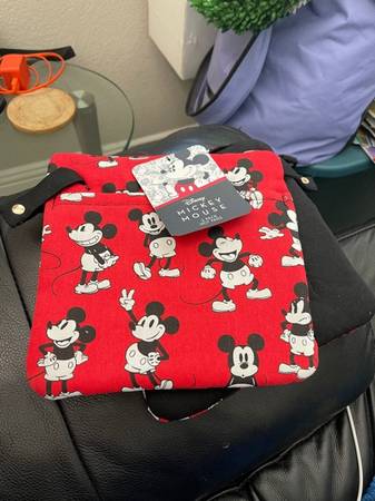 Disney Mickey Mouse 2 Pack Large Hot Pads With Snap Hook For Hanging “ 1