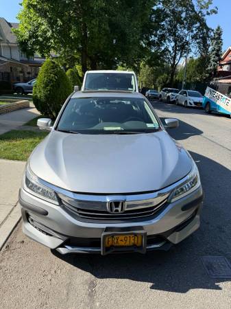 2017 Honda Accord Touring with 59,000mi - $23,00063469898481283122