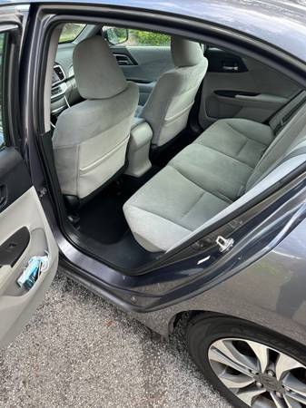 2013 Honda Accord XL sedán de 4 puertas - $5,500 (Cypress)63622409131651123