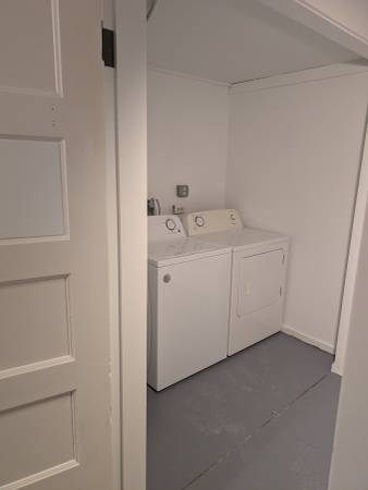 $2,200 / 2br - 2 bedroom entry level covered patio and lake view (Laconia)63931925433474121