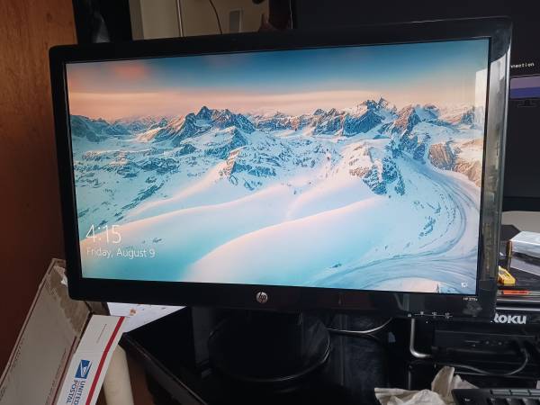 Monitor de computadora HP de 27" - $80 (11224)63471376263041122
