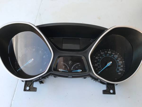 2012 Ford Focus Speedometer Instrumental Cluster CM5T-10849-SL OEM 1