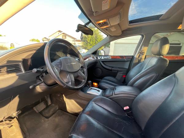 2005 Chrysler Pacifica 117,000 millas AWD - $2,70063612861423617124