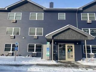 $850 / 1 habitación - 550 pies² - Persianas mini, sala de paquetería, centro de actividades (1300 N Wisconsin Ave, Rice Lake, WI)63181787718147121