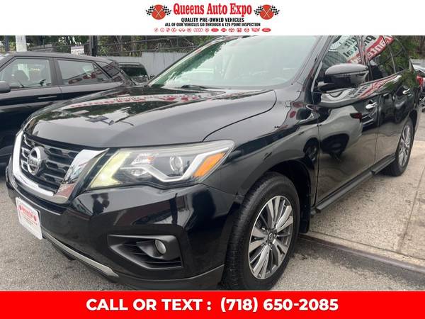 Don't Miss Out on Our 2017 Nissan Pathfinder with 96,748 Mile-long isl - $10,495 (Woodside)63654722080001122