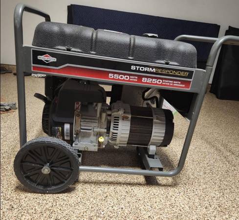 Briggs Stratton Storm Responder Generator 5500 watts- tri-fuel-natural gas/ prop 1