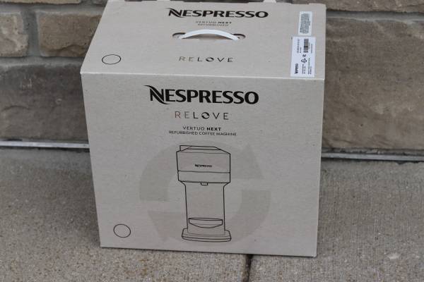 brand new Nespresso virtuo 1