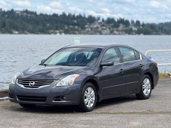 2012 NISSAN ALTIMA 117k millas TÍTULO LIMPIO - $5999.00 (Seattle)63617178965763120