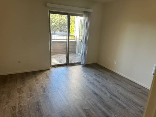 $1,750 / 1br - $1750 / 1br - 650ft - MUCH DESIRED LOCATION Near COCC (Bend) (Bend)63839294742273123
