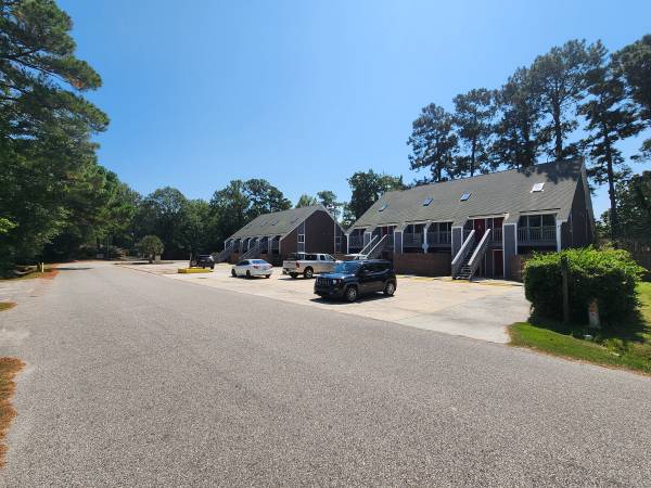 $2,300,000 / 15600ft2 - 16-unit apartment complex for sale in Murrells Inlet, SC (Murrells Inlet, SC)63925335158531122