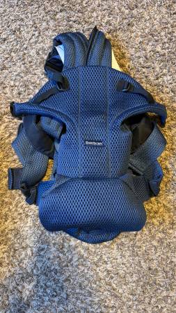 Baby Bjorn 3D Mesh Navy Blue Carrier! 1