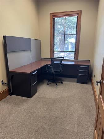 $499 Your Dream Office Awaits – Bright, Stylish, & Spacious! (Hammond)63903066195330120