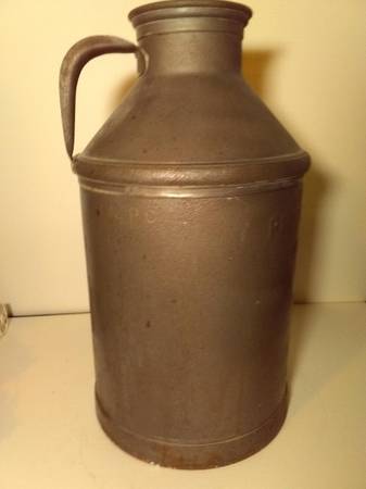 Antique Peoria Producers Dairy iron pitcher Circa 1963 - $150 (Creve Coeur)62930781806849123