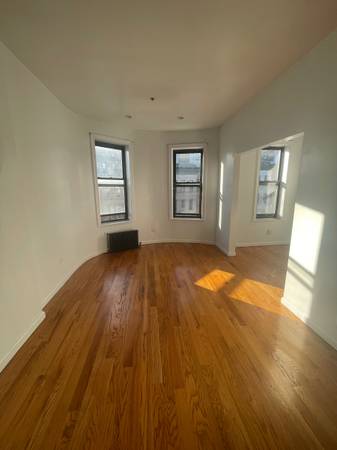 $1,999 Beautiful sunny studio! Steps from City College! (Harlem / Morningside)63862609712771122