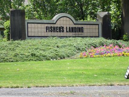 $1,765 / 2br - 1043ft2 - Swimming Pool, Open Floor Plan, Pool View, Upgraded appliances (Fisher’s Landing)63831326071041121