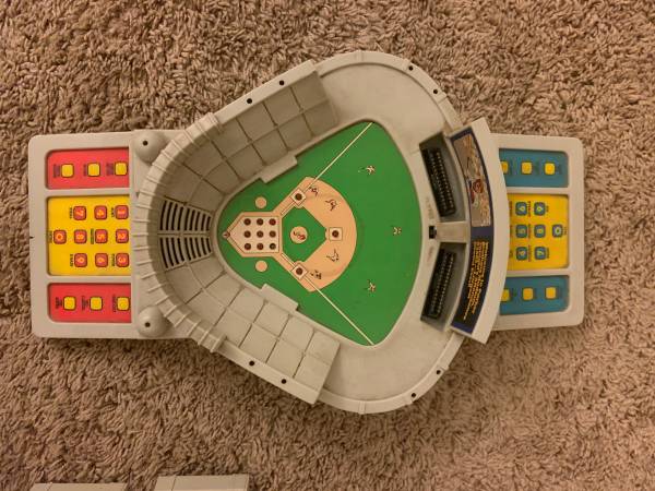 Starting Lineup Talking Baseball Game & Cartridges 1