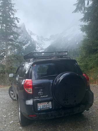 2008 Toyota RAV4!black spare tire cover 1