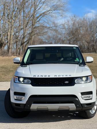 Range Rover Sport 3.0 V6 Supercharged (L494) Absolute Beauty - $15,990 (Naperville)63618950187905121