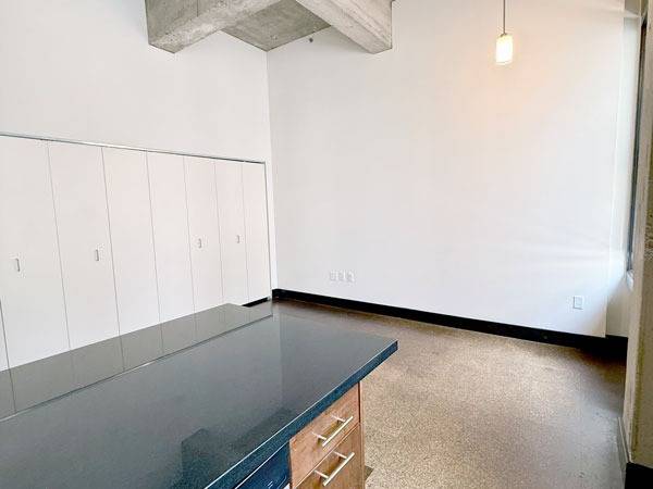 $2,595 / 527ft2 - SAVE $1500! Studio has luxury finishes & style, Upscale interiors! W/D (san jose downtown)63657964604675122