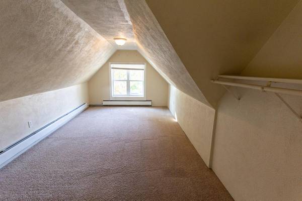 $2,295 / 4br - 1843ft2 - Turn Of The Century Home For Rent! (Missoula)63656993262465124