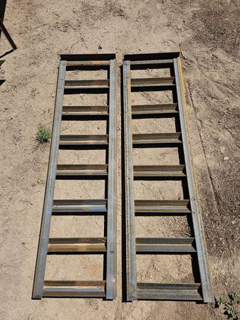 5' Heavy Duty Trailer Ramps 1