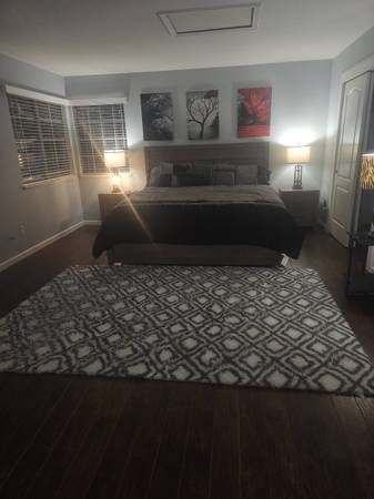 Large Master Bedroom /Private Bath 1