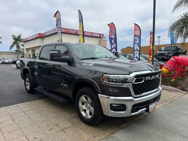 2025 RAM 1500 crew cab - Photo 2