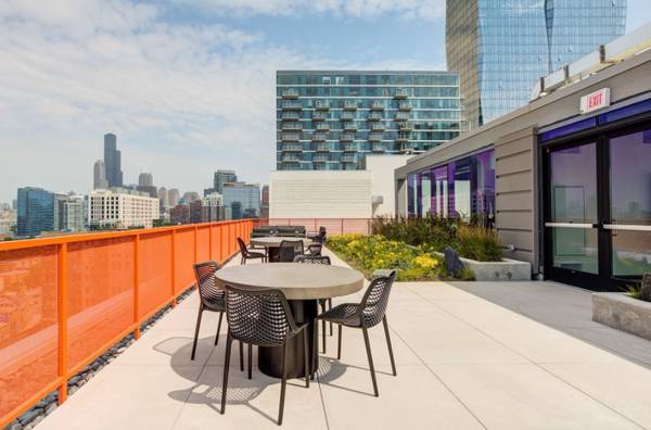 $1,994 Estudio moderno en South Loop con lavandería en unidad y comodidades (South Loop)63898860308227123
