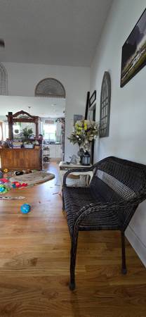 $437,000 / 4br - Available NOW... (Evington)63851971261825121