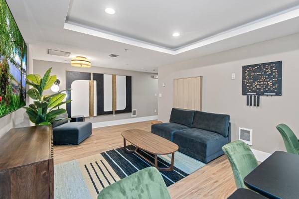 $234,812 / 1br - 679ft2 - Convenient South Lake Union Location, Ask About Our Specials (South Lake Union)63688532174083121
