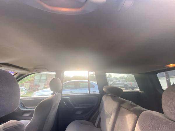 2000 Jeep Cherokee Laredo - $3,000 (Austin)63439683134083123
