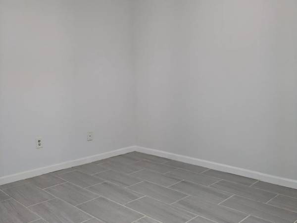 $600 / 1br - 930ft2 - Apartamento limpio de un dormitorio disponible (Johnson City)63900565118723121