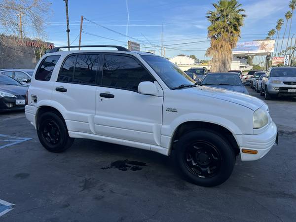 1999 Suzuki Grand Vitara / Chevy Tracker Clean, Low Miles, 4WD Reduced - $4,499 (Affordable Cars in Reseda - Winnetka)63624585983105122