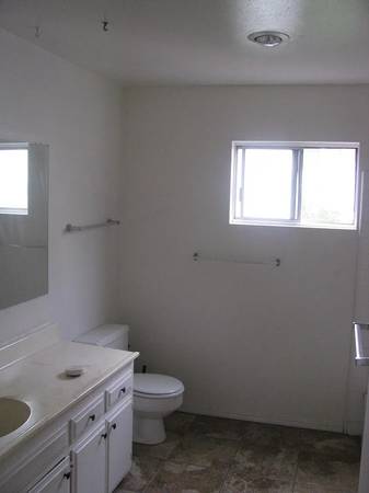 $1,100 / 6br - Private Room in a 6 Bedroom 3 Bathroom House (SDSU/ College Area)63657173402113124
