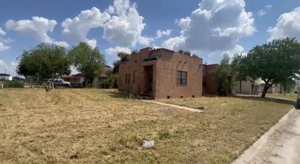 $15,000 / 3br - 2 casas en 2 terrenos ¡Financiamiento del propietario! (Raymondville)64198889138946120