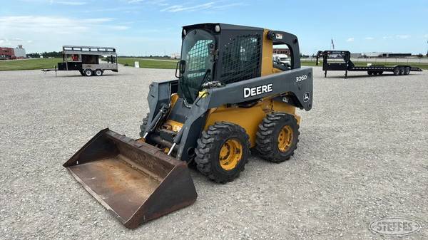 Deere Skid Steer 1