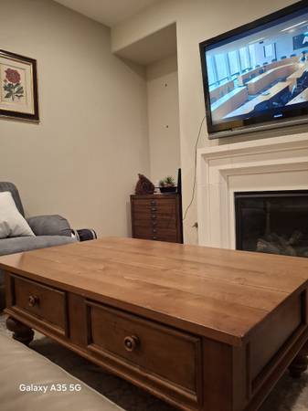 Ethan Allen Wooden Coffee Table 1