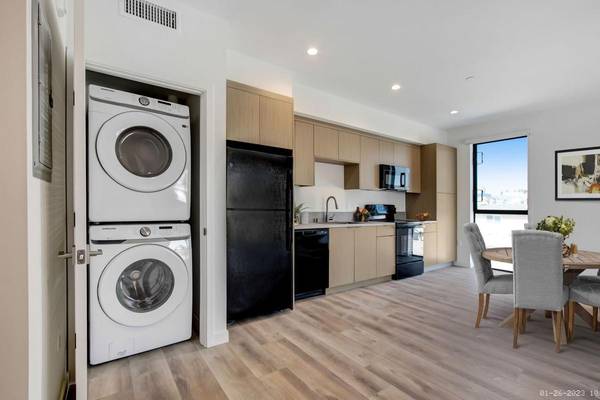 $1,845 / 525ft2 - Brand New Studio in Koreatown with SS Appliances, W/D, Pet Friendly (Close to DTLA + Koreatown)63701092751235124