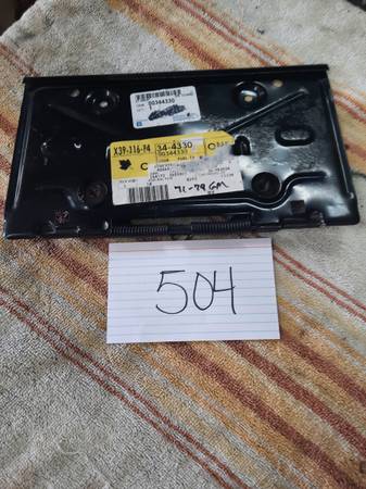 1971-1979 GM Plate Bracket #00344330 1