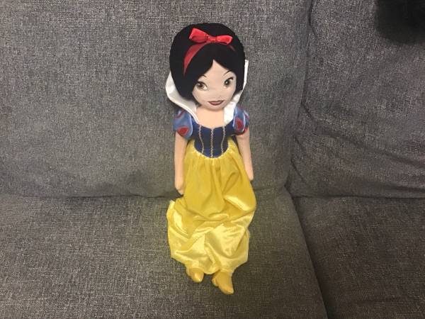 Snow white doll 1
