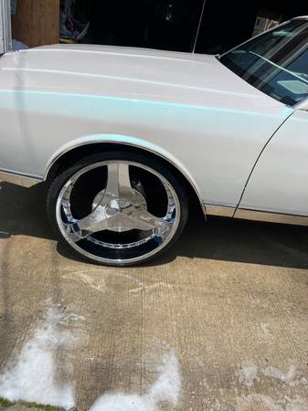 Chevy caprice classic (Box Chevy) - $111 (Markham)63616816879875123