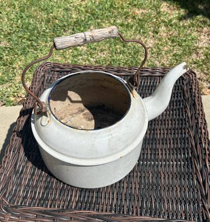 Tea Kettle Pot 1