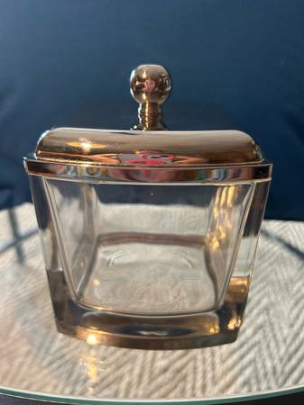 Bathroom glass container 1