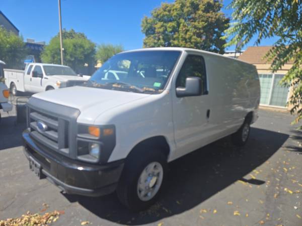 2013 Ford E150 - Main Photo