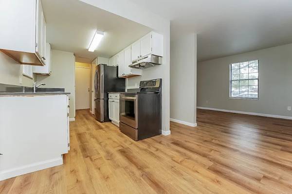 $1455.00 / 3br - 1104ft2 - Charming 3 Bed, 2 Bath Single Family Home in Westminister - $1455/mo63679423301377122
