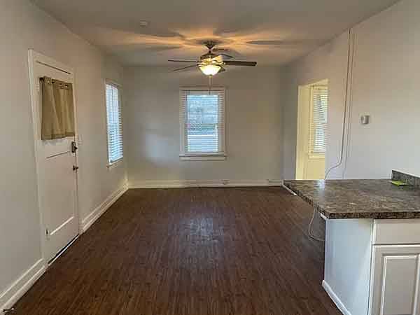 $850 / 3br - 1335ft2 - -+*This home is in great shape and even has a Fenced Backyard-+* (Phoenix, AZ)64024826531458123