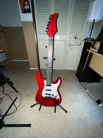 Red Stratocaster 1