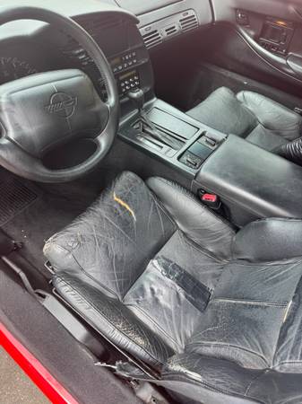 Corvette Chevrolet 1995 - $4200 (Carlsbad)63440465638275122
