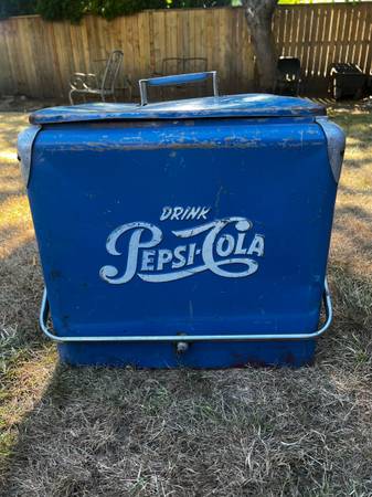 Vintage 1950's Blue PEPSI-COLA Picnic Metal Ice Chest Cooler w/ Bottle opener 1